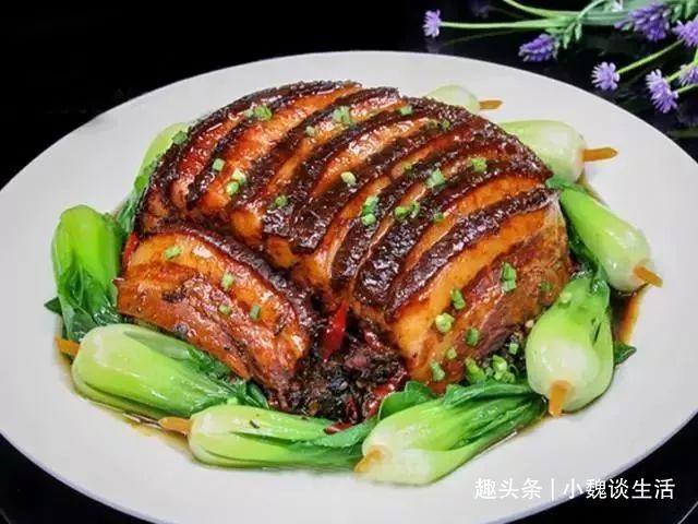 梅菜扣肉的16种做法，肉烂菜香汁亮，入口即化肥而不腻