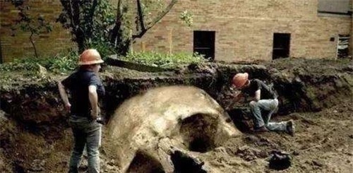 山海经&夸父为何突然逐日?专家:你看《山海经》都写了啥,他追的可不是太阳