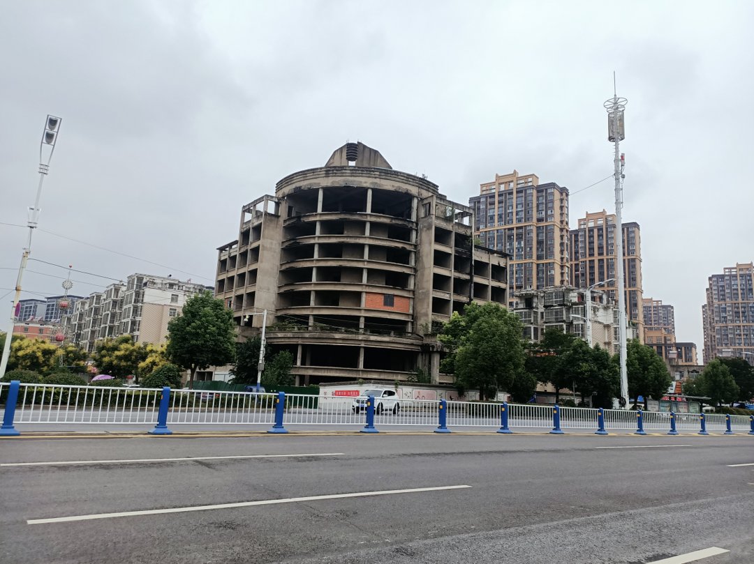 保证金|阜南人熟悉的这栋大楼要拍卖了!起拍价超3600万!