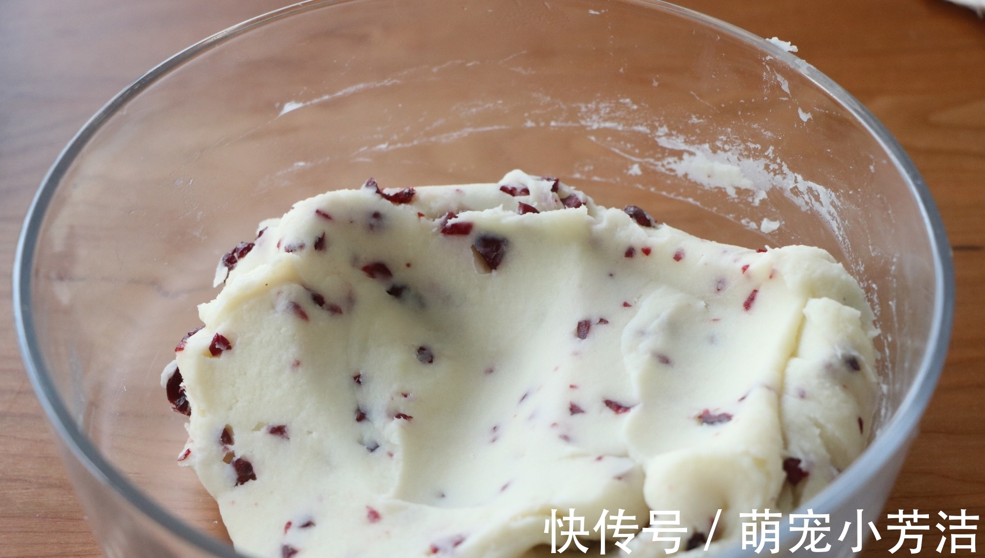 黄油|健脾养胃的山药糕，制作简单无添加，老人和孩子吃再适合不过了！