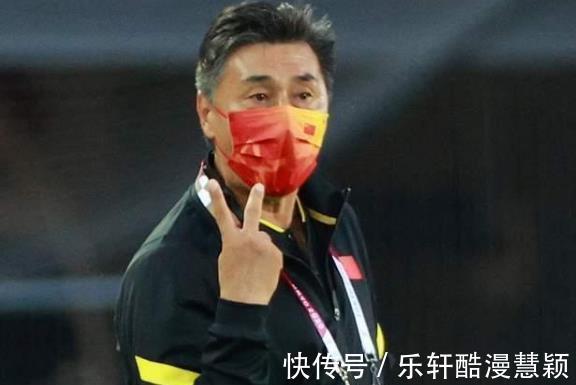 进球|破案了,为何换下杨曼贾指导给出答案,外媒点出王霜的无奈