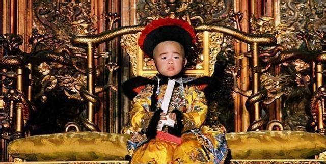 亲情|在溥仪回忆录中，他对任何家人都不掺杂亲情，唯独对这个外人例外