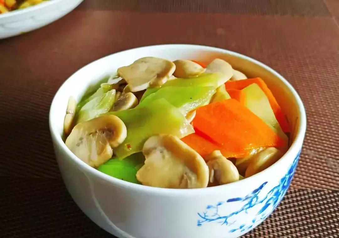 蔬菜|冬补三九,建议老年人多吃6种蔬菜,钾含量高,有助于增强体质