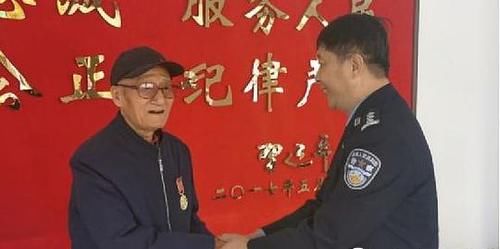 英雄|白塔公安分局慰问抗美援朝老兵，聆听英雄事迹，传承英雄精神