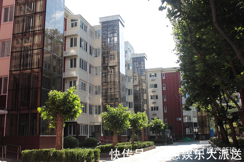 住户|老房子加电梯,1,2楼不同意,费用分摊难以协调,两招解决问题