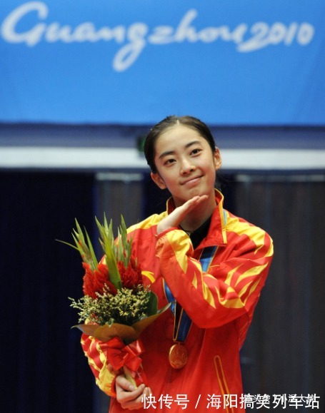 林丹|羽坛女神王适娴:17岁与谌龙私定终身,相爱10年甘愿为他退役生子