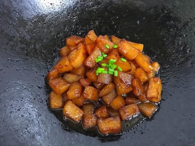 萝卜这样做鲜香味美比肉好吃，做法简单又营养，正当季，要多吃