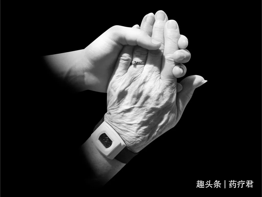 维生素|糖尿病人必须补充的几种维生素,平稳降糖,减少并发症风险