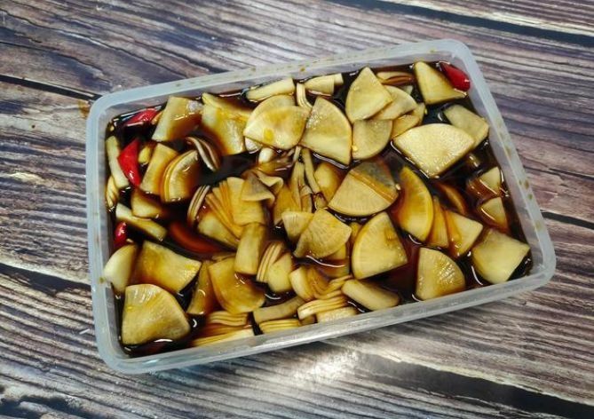 冬天多吃萝卜，简单加料一腌酸甜脆爽，当天做当天吃，分享做法