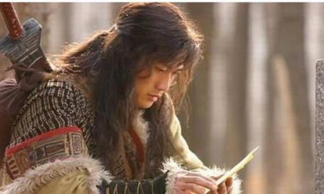 苗若兰|雪山之巅,胡斐最后一刀是否砍向苗人凤苗若兰手中一物或是答案