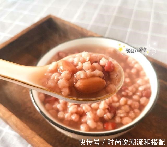 入冬|入冬后,吃坚果别错过它,熬粥放吃几颗润肺还止咳,多买点慢慢吃