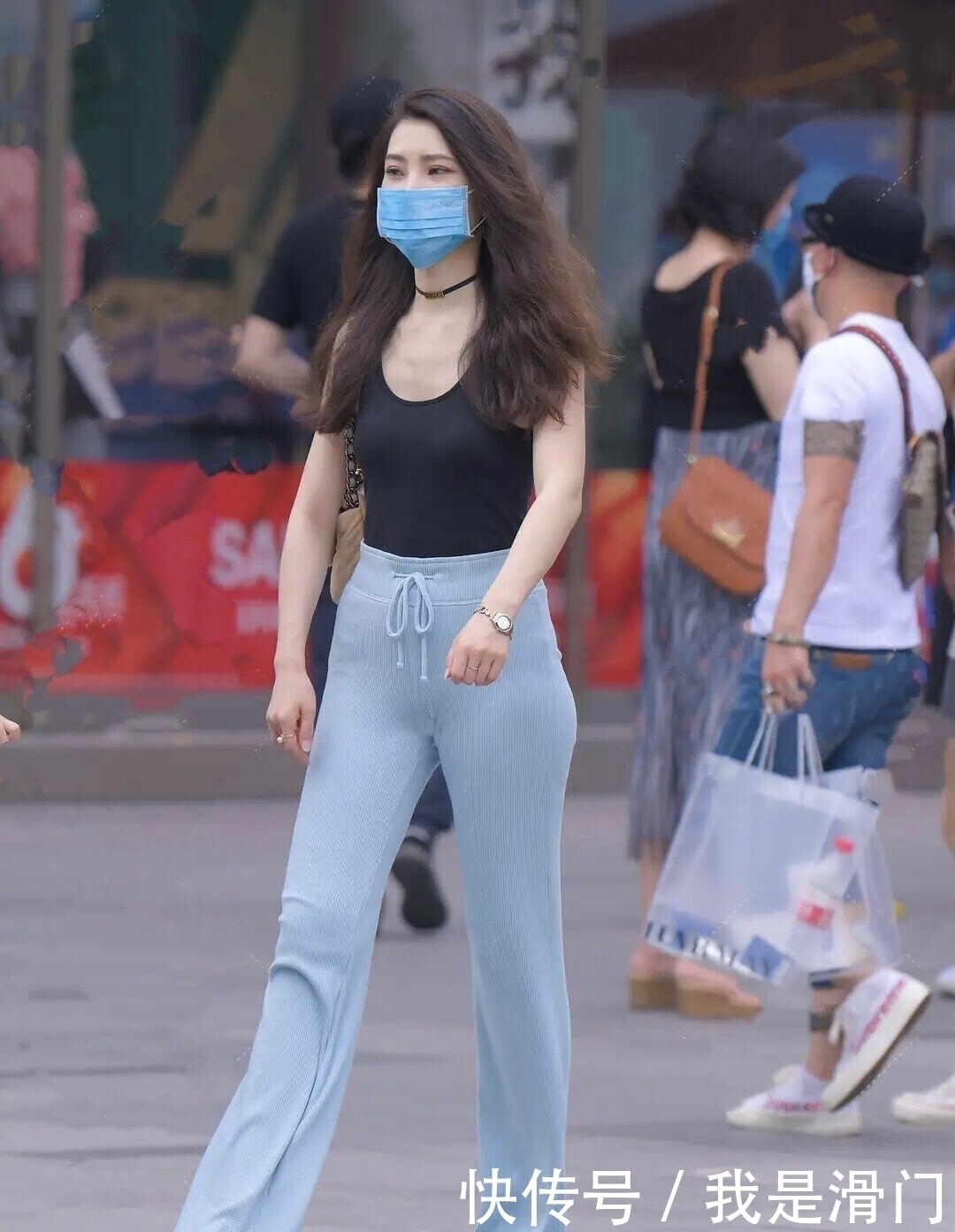 小肚子|“小肚子”的克星,“托腹裤”横空出世,迅速占领了各地街头!