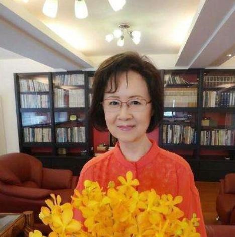 文人雅士|参观82岁琼瑶的家,全家住着七层独栋别墅,自带苏式庭院园林