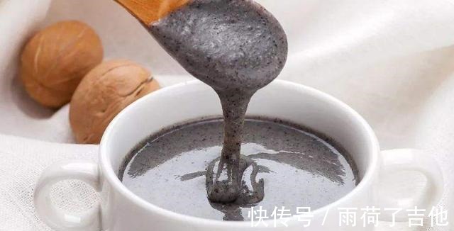 黑芝麻|自制芝麻糊的技巧秘诀,家人吃得营养和放心,早餐不用去外面买!