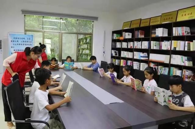 书屋|「新时代文明实践在郯城」“村娃”农家书屋乐享暑假时光