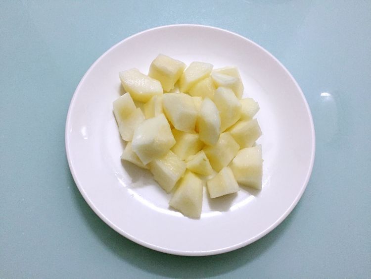 冰糖雪梨怎么做？教你一个新方法，好喝美味，小白也能一看就会