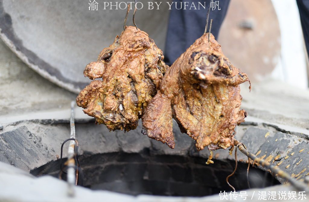 烤全羊|冬游博斯腾湖,维族库尔班大叔家的馕坑肉烤全羊等美食让人难忘