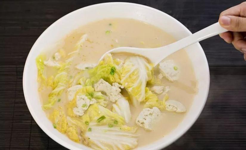 冬天到了，买菜时记住“4买3不买”，买对做菜更好吃，营养高