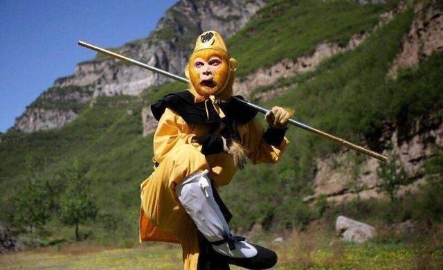 为啥如来说用了很深的法力,才降伏悟空你看当时谁在场