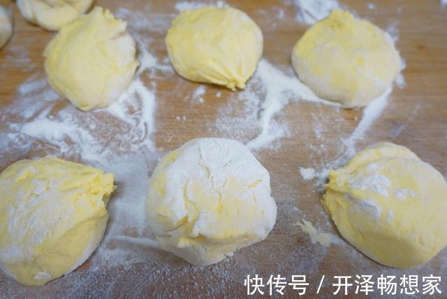 秋天|秋天,孩子迷上这早餐,外脆里软,营养满满,比点心还好吃