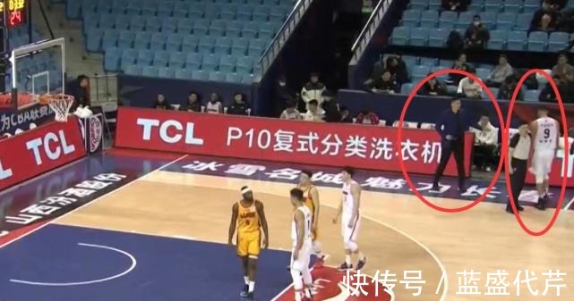 邢志强|不愧男篮一哥!易建联下场,谁注意杜锋举动,也就阿联有这待遇了!