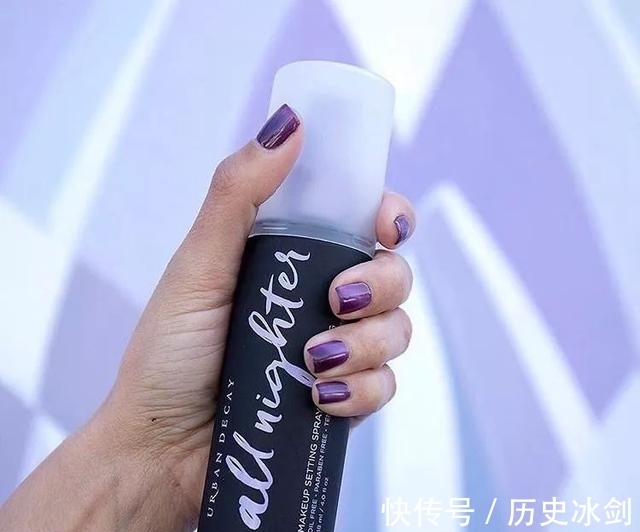 底妆 底妆撑不了几小时就暗沉,是你粉底没选好?