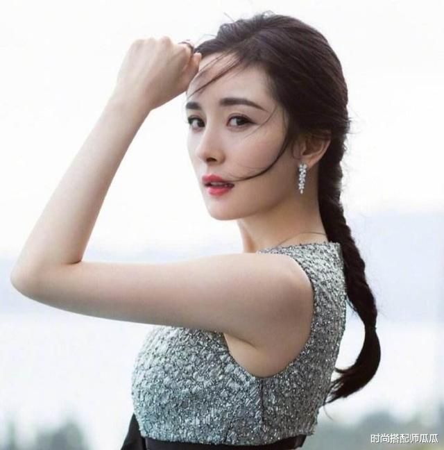 唐嫣|你适合披头发还是扎头发,主要看这3个部位,发际线很关键