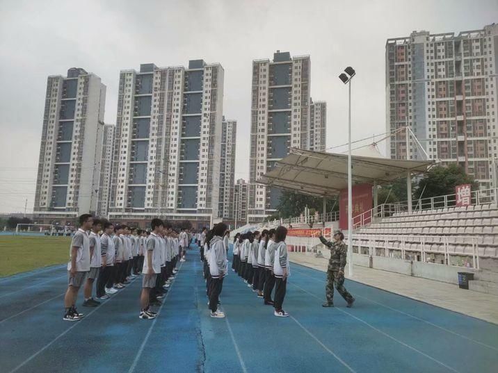 明学校初中部|为明学校初中部学生行为习惯规范性训练