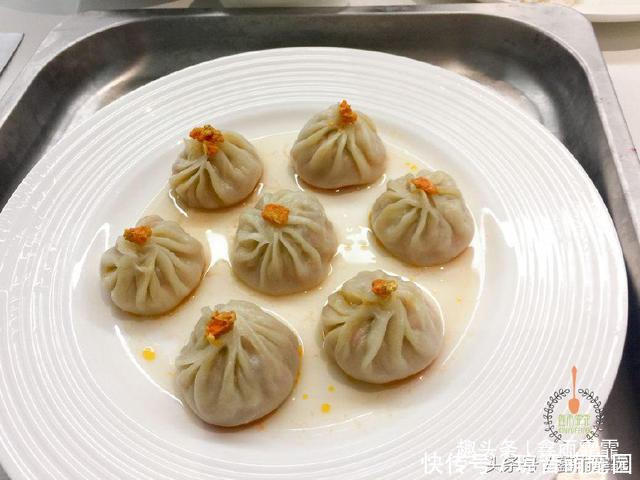 水和面|全国排名第一早餐,比饺子好吃又简单,8分钟蒸好,孩子每天要吃