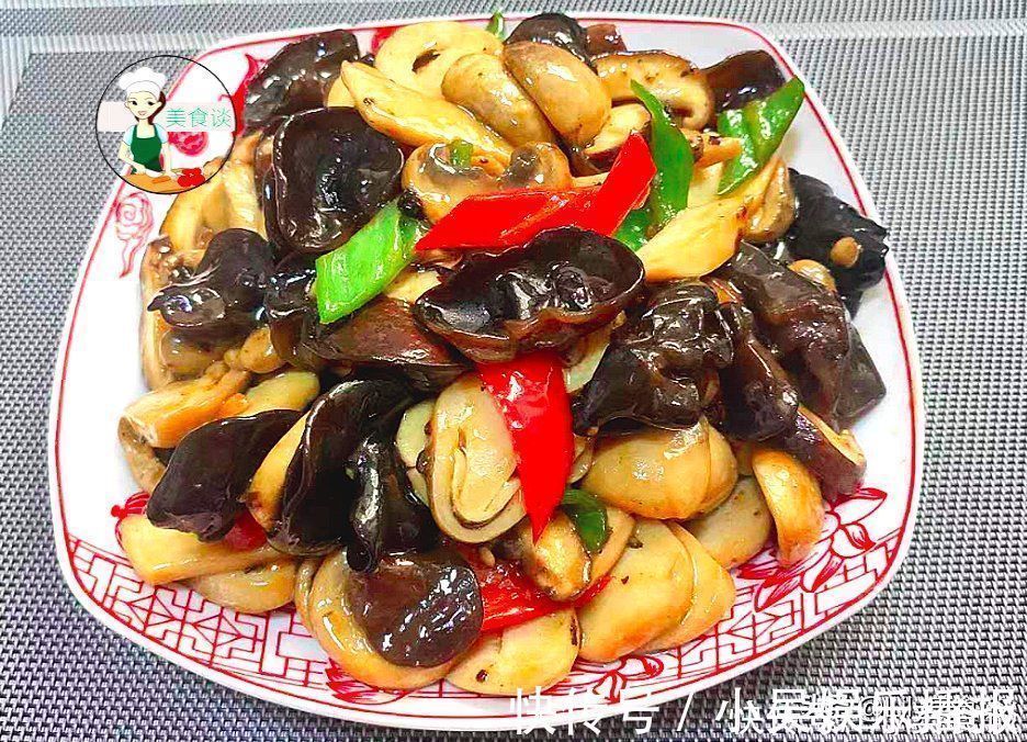 这四样素菜一起炒，不放肉也很鲜美，简单又营养，大人孩子都爱吃