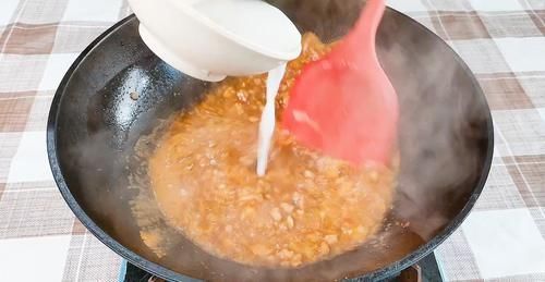 蒸鸡蛋羹|豆腐加鸡蛋这样做,美味又营养,比大虾还滑嫩,比吃大肉还解馋