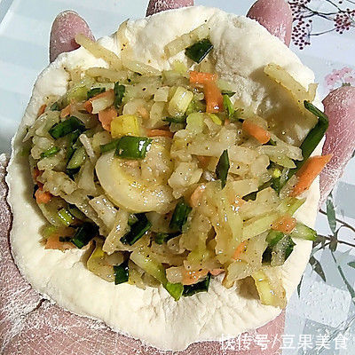 萝卜丝馅儿饼比卖的还好吃,简单易做味道棒