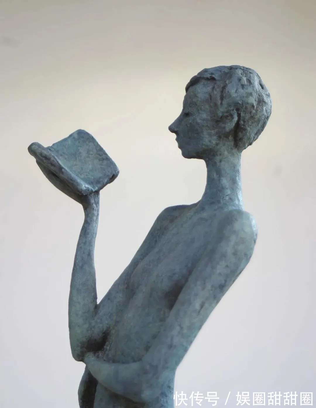 Quinn!Bob Quinn 和他的表现主义雕塑