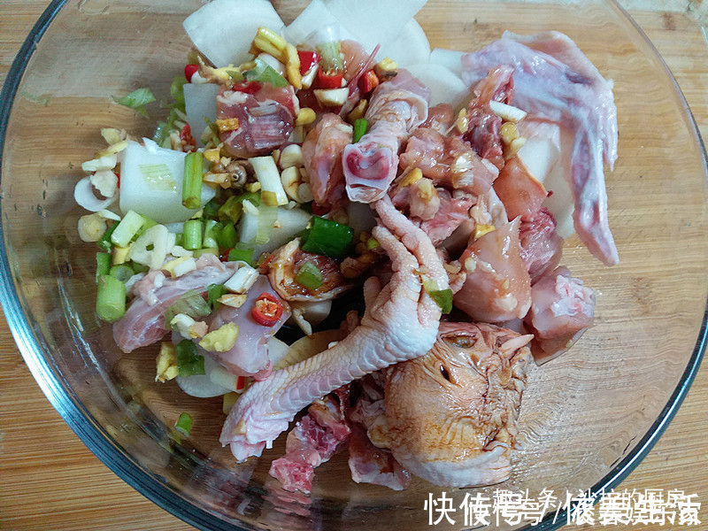 猪牛|猪牛羊肉都靠边站,天冷最该吃此肉,更滋补,16元就能买1只