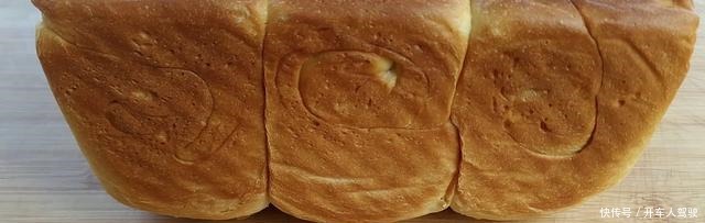吐司面包,手把手教你在家做,5分钟揉出手套膜,比买的还好吃