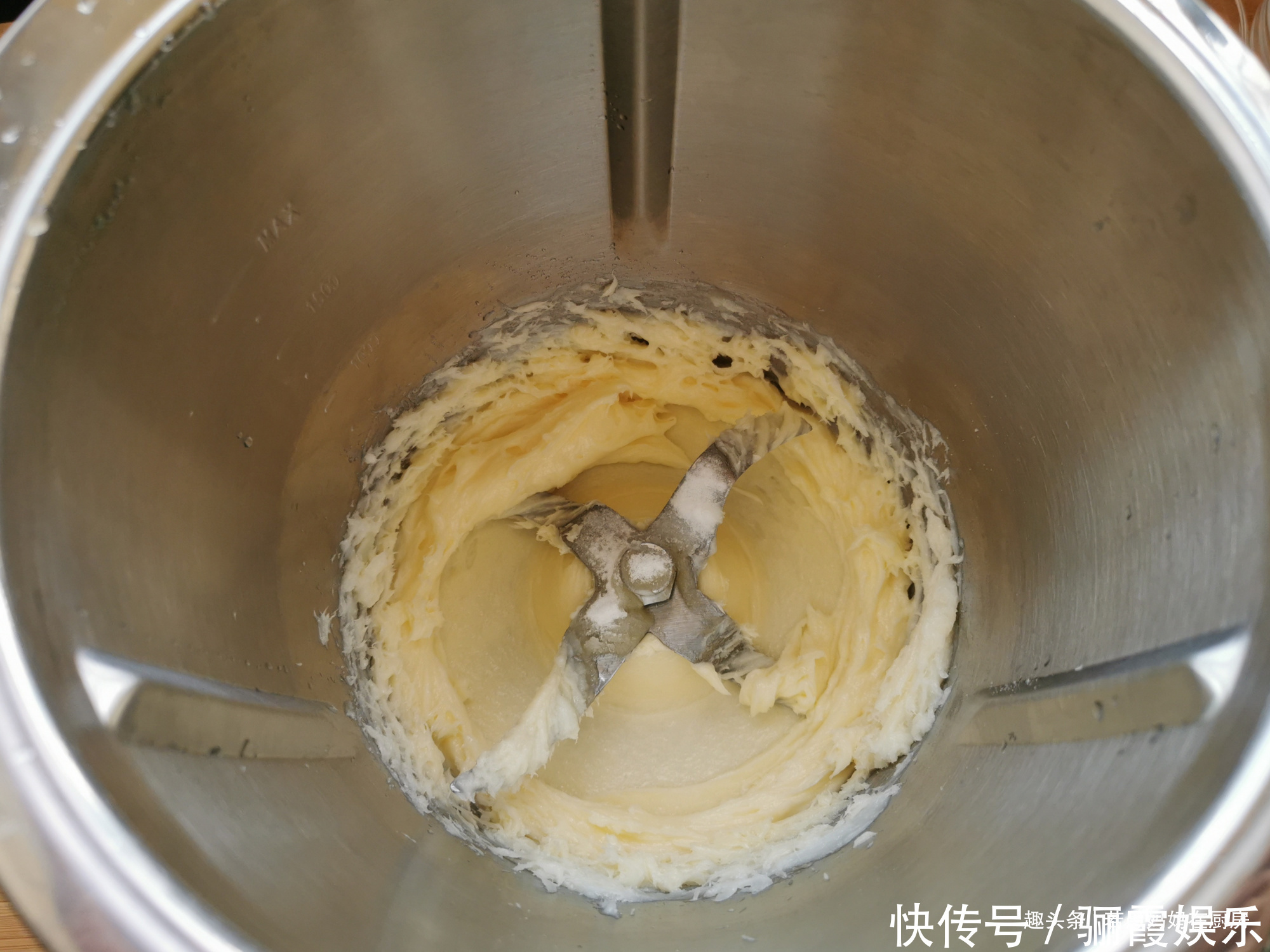 手把手教你做花生芝麻酥,配方详细,步骤简单,酥得掉渣儿