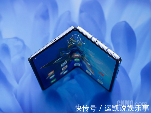 k40|现在买5G手机有几点必看!拿不准就选这四款手机