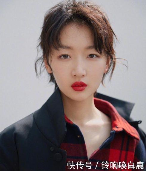 真正优雅精致的女人,出门钱包里都有这4个东西,看看你有几样