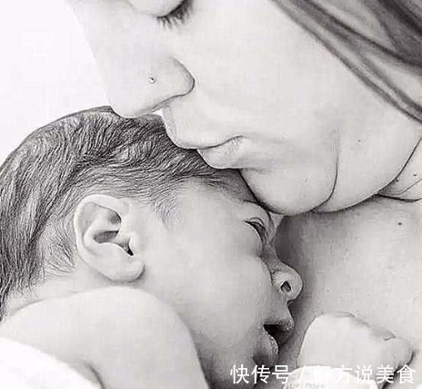 婴儿|产妇难产大出血,才出生的婴儿流泪亲吻妈妈嘴唇,所有医生都哭了