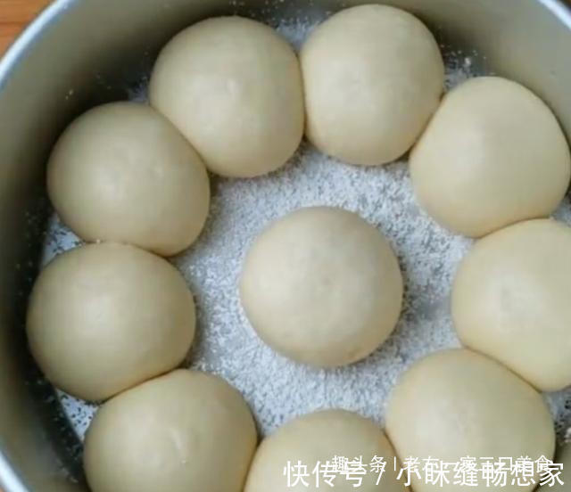 一个雪梨两个鸡蛋，教你意想不到的吃法，香甜美味，吃过念念不忘