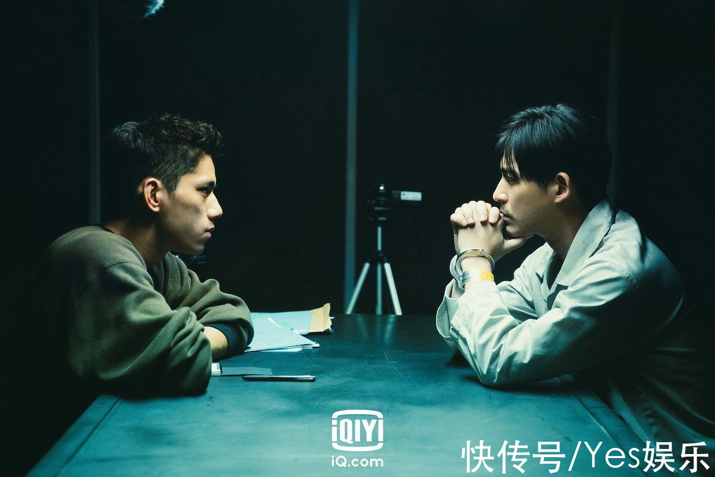 朱轩洋|《逆局》好评爆棚 网赞神剧名单再加一 观众惊艳周渝民精准剖绘 朱轩洋却偷打哈欠