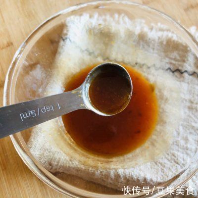 #福气年夜菜#年夜饭快手菜：美极焗鸡翅