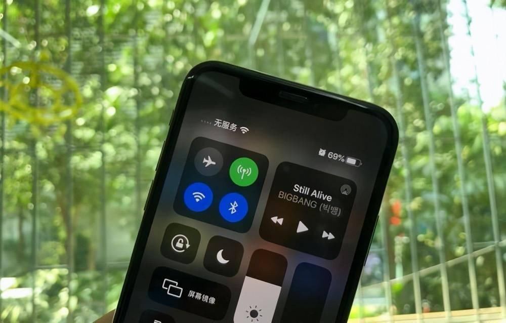 手机|果粉纷纷吐槽！iPhone12系列深受高通5G基带困扰