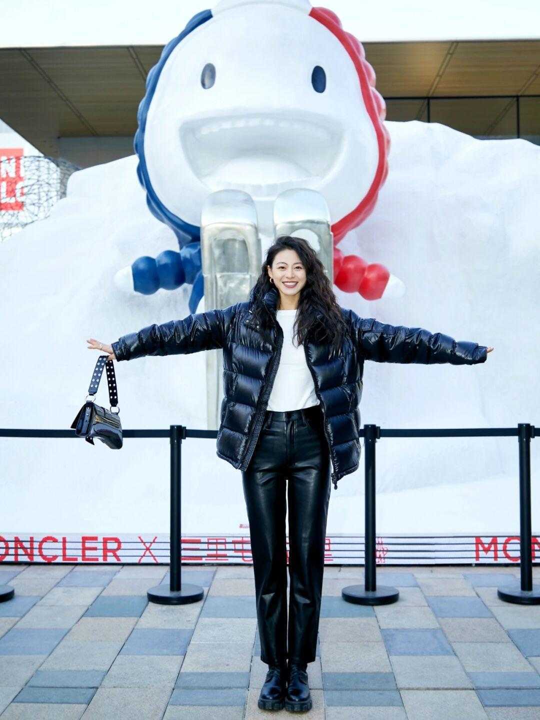 修身裤|今年别在穿“修身裤+长靴”,九分阔腿裤+紧口靴,才是最时髦