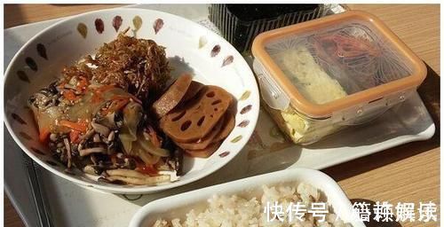 女人|女人怀孕时,两种“饭”最好别吃,对婴儿有损害