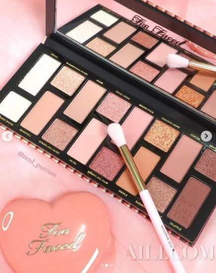 新手必学不花冤枉钱 眼影盘这么选不闲置