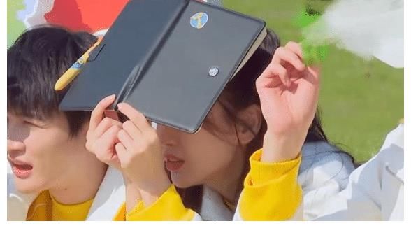 《奔跑吧》太真实,游戏体现职场现状:选男不选女,班长有优先权