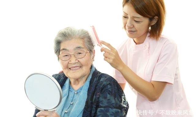 血液粘稠|血液为什么粘稠?多半是吃出来的,医生奉劝,这3类食物,不要碰