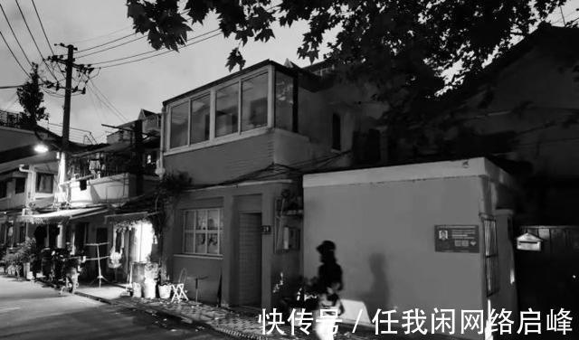 会客厅|4个好友集资，买上海30㎡夹缝房，改造后邻里共用