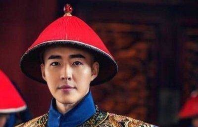 明珠|《康熙王朝》中，李光地给了个窝窝头，明珠见风使舵：有内奸！